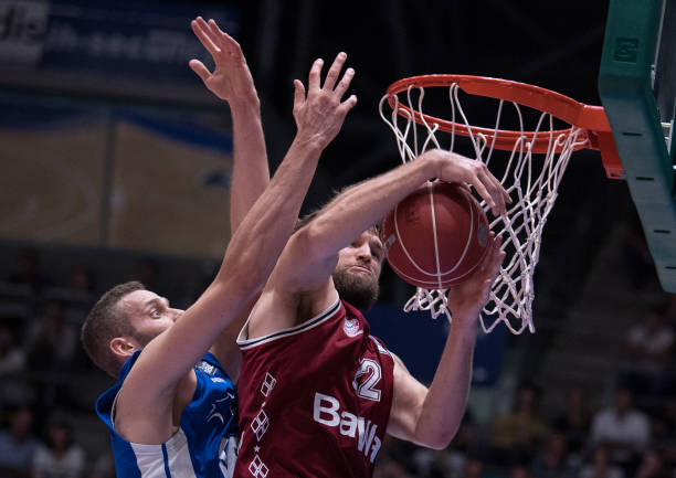 在技术上的 在技术上的